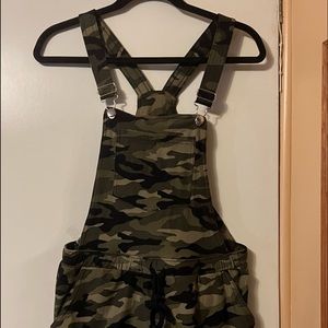 Camo Print Overall Shorts
